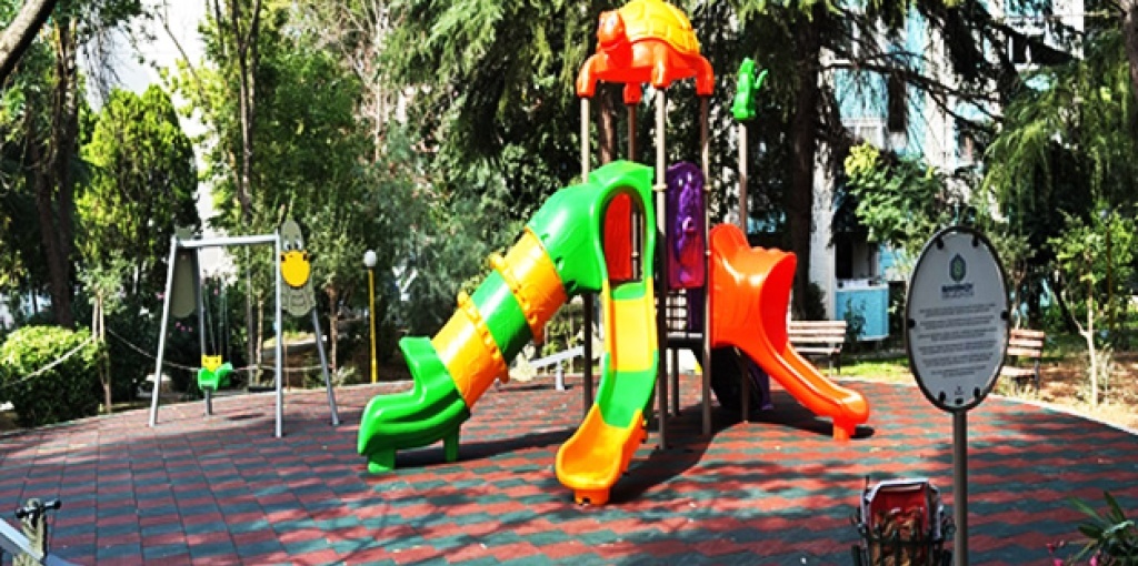 Gül Blok Önü Parkı Yenileme Hizmeti