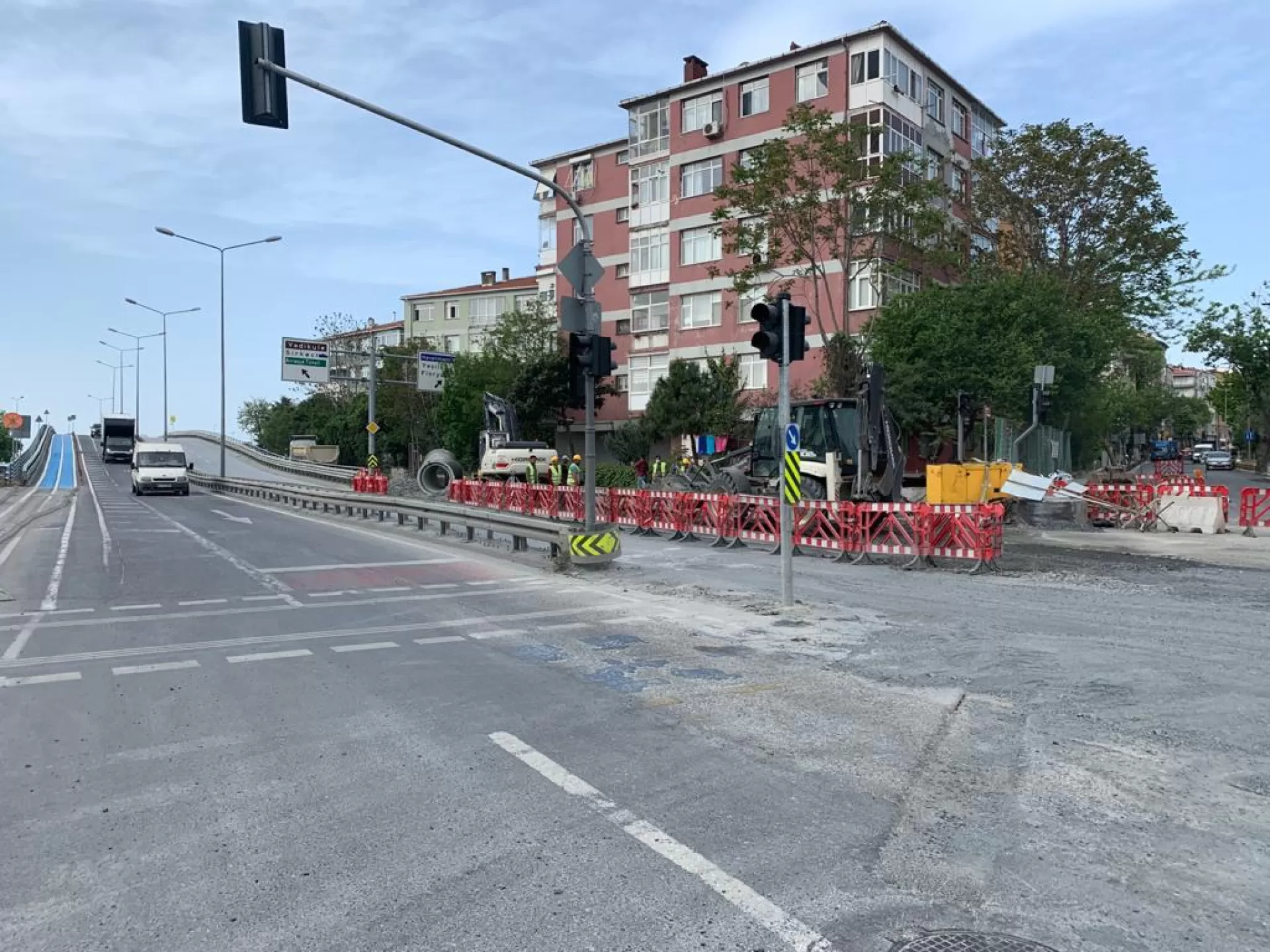 BAKIRKÖY BELEDİYESİ’NİN İSKİ İLE GERÇEKLEŞTİRDİĞİ ÇALIŞMALAR KAPSAMINDA SU BASKINLARI TARİHE KARIŞIYOR!