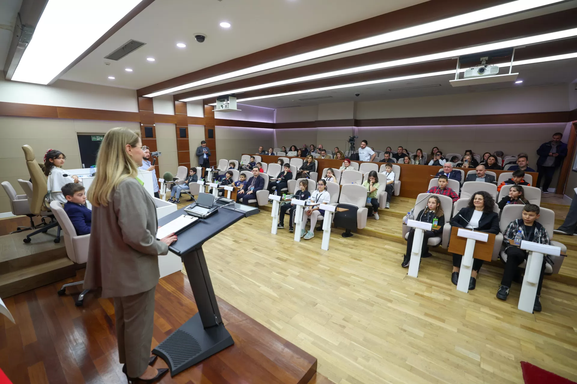 BAKIRKÖY BELEDİYESİ ÇOCUK MECLİSİ KURULDU