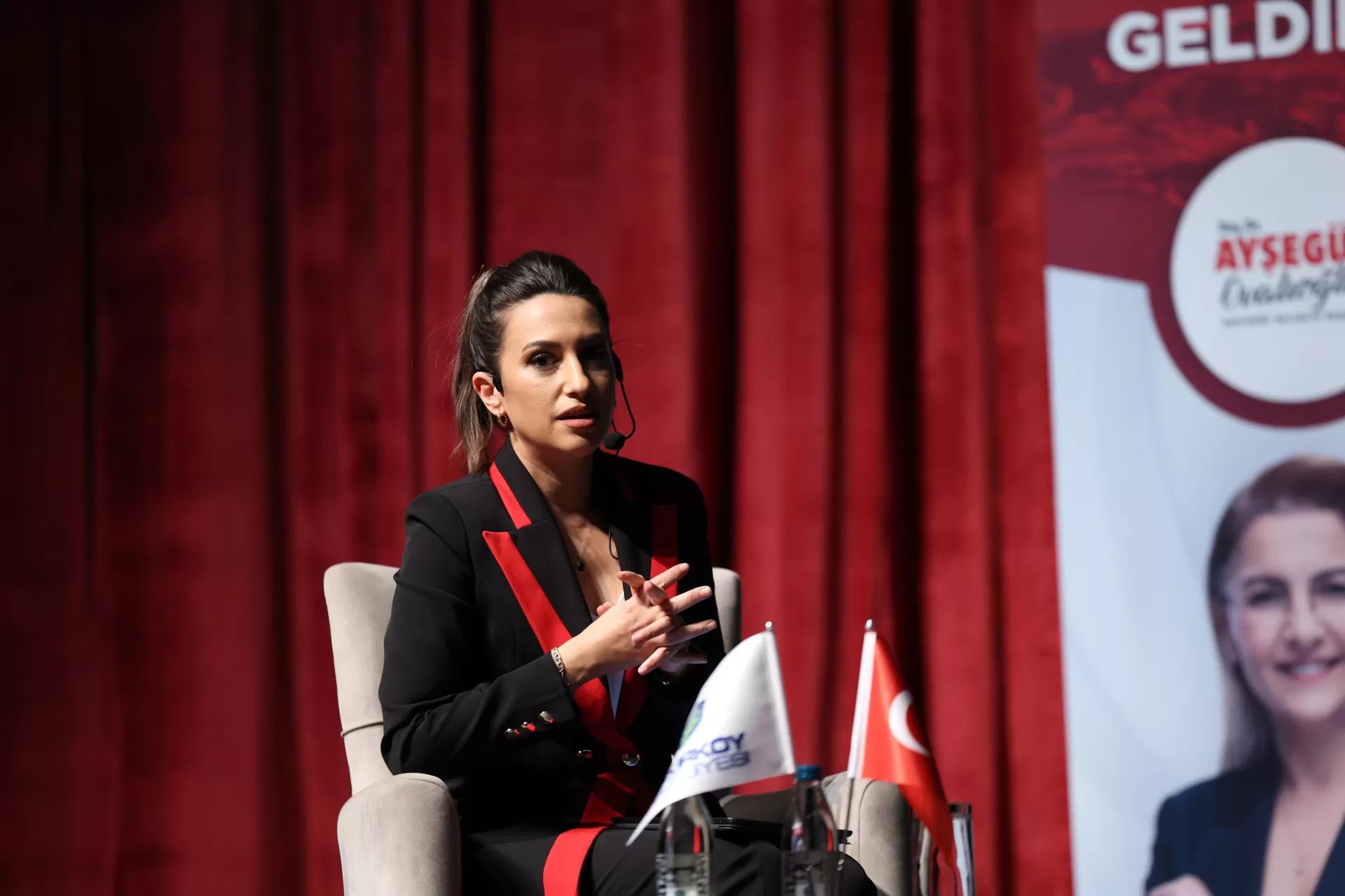 BAKIRKÖY’DE “EŞİTLİK YOLUNDA 90 YIL” SÖYLEŞİSİ